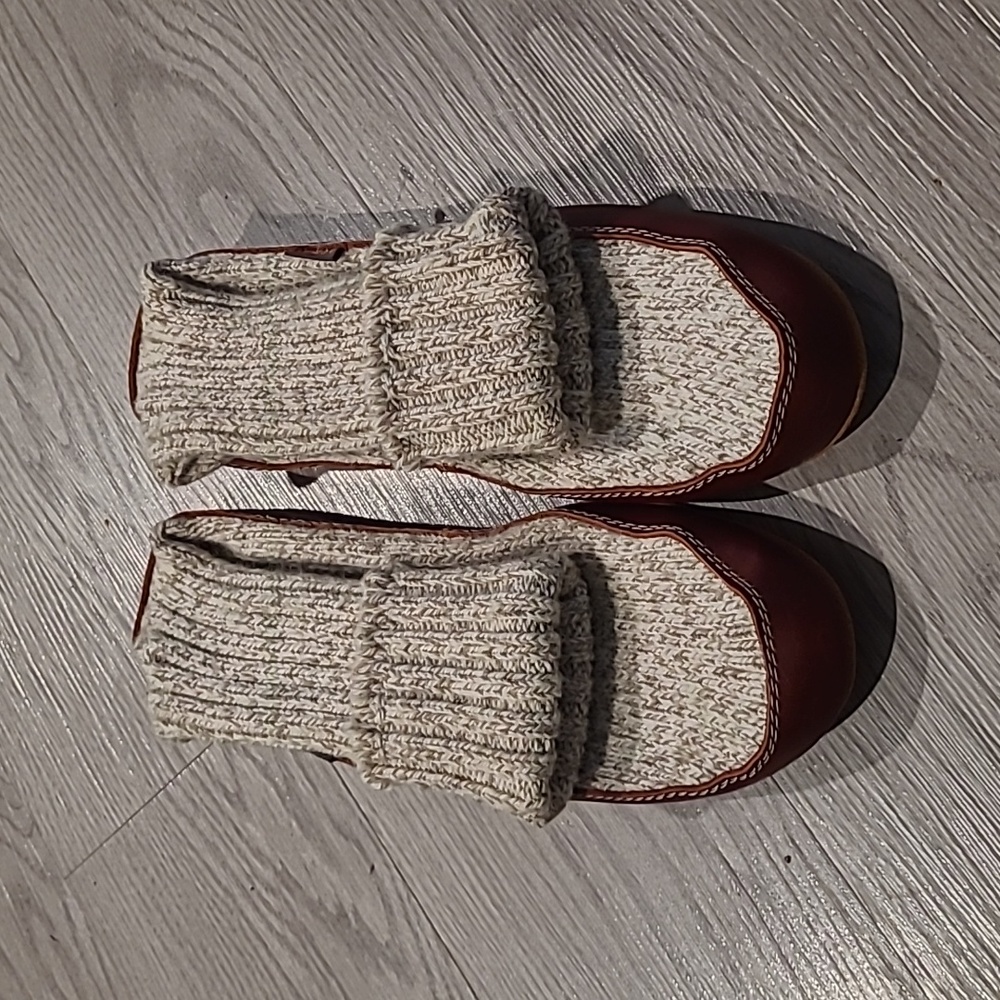NWOT Acorn Slipper Socks Men’s 10.5 -11.5